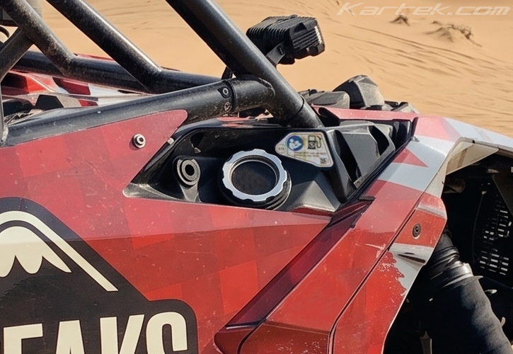 MTM Inc. Redhead Can-Am Maverick X3 or Maverick R female single dry break receiver with discriminator valve